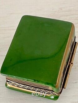BEAUTIFUL LIMOGES BOX GREEN BIBLE With CHERUB INSIDE, HAND PAINTED & SIGNED LIMOGE