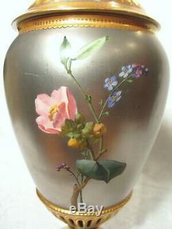 Circa 1860 Paris Porcelain Potpourri Urn Vase Platinum Gold Hand Painted Roses
