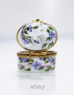 LIMOGES France Hand Painted Peint Main Flower Frog Porcelain Trinket Box RARE