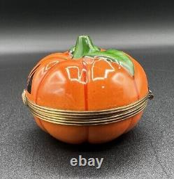 La Gloriette Limoges Jack O Lantern Pumpkin Porcelain Peint Main Trinket Box