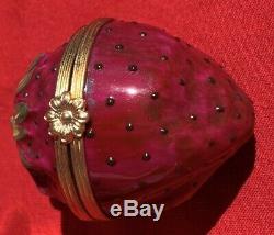 Limoges Raspberry Porcelain Hand Painted Trinket Box signed by Tiffany 2