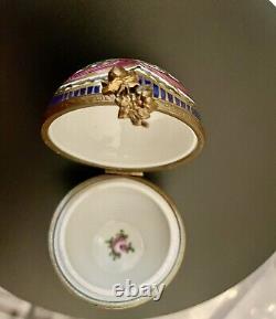 Limoges Round hand painted Box with Roses, Leaves France