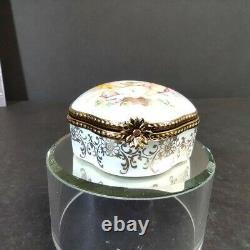 Rare F. M VINTAGE LIMOGES FRANCE BOX With CHERUBS PUTTI HAND PAINT