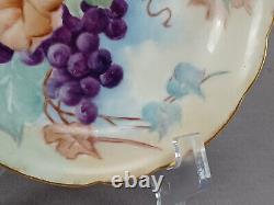 Set of 6 Limoges Hand Painted Grapes & Gold 5 3/4 Inch Dessert Bowls Circa 1905