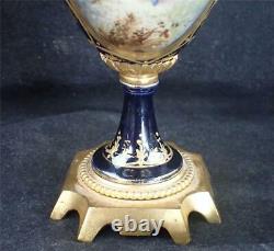 Antique Signé À La Main Limoges Porcelaine Gilt Bronze Sevres Style Vase