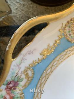 Assiette à gâteau de cabinet Antique T & V Limoges France 10,5 avec des roses dorées signée 1905