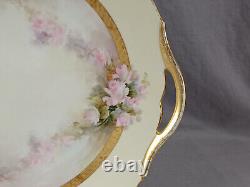 Assiette à gâteau rose, jaune et or peinte à la main signée Sherratts de T&V Limoges