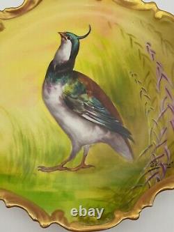 Assiette antique à la main peinte de Limoges avec couronne ornée d'oiseaux - Charger de caille sauvage - Signé Edmond
