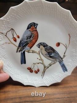 Assiette d'apéritif peinte à la main avec oiseau antique de Limoges