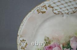 Assiette de déjeuner GDA Limoges peinte à la main, grandes roses roses et dorées, de 8 1/2 pouces, vers 1902.