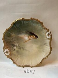 Assiette de poisson en porcelaine L.R.L. Limoges France peinte à la main avec bordure dorée de 9 1/2 pouces
