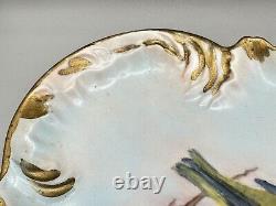 Assiette en porcelaine peinte à la main avec des mésanges signées, Vienne antique ou Limoges