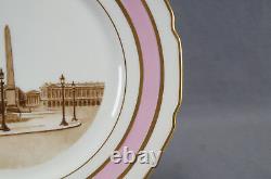 Assiette rose et or peinte à la main signée V Wolkoff de Limoges Place de la Concorde 1933