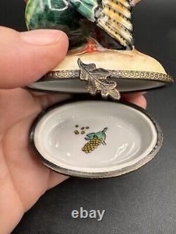 Boîte à bibelots en porcelaine de dinde Limoges peinte à la main pour Thanksgiving Wildlife