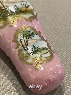 Étui à aiguilles en porcelaine rose peinte à la main de style vintage de Limoges