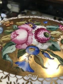 Painted Antique Porcelaine Main Gilt Limoges Dresser Box Trinket