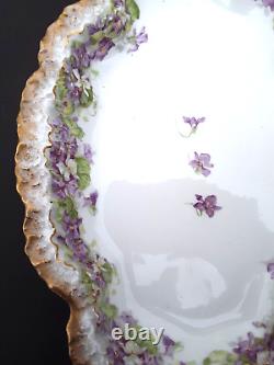 Rare Plat à Violette en Porcelaine A. Lanternier Limoges France avec Bordure Festonnée 15.37