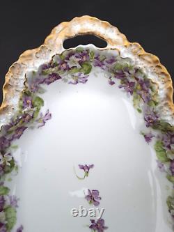 Rare Plat à Violette en Porcelaine A. Lanternier Limoges France avec Bordure Festonnée 15.37