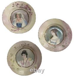 Service de trois assiettes de portrait peintes à la main en porcelaine de Limoges par Oscar GUTHERZ des années 1890.