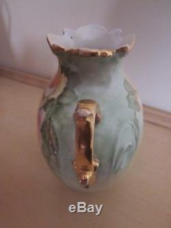 Vase De Roses Antique Peint À La Main