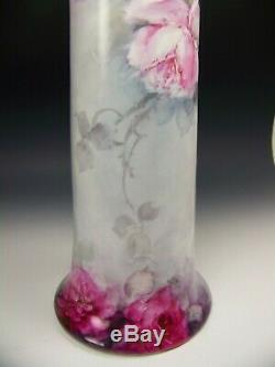 Vase Exquis De 16 Roses Peint En Bavière