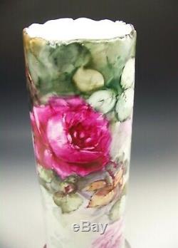Vase Exquis De 16 Roses Peint En Bavière