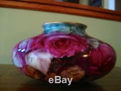 Vase Roses Peint De La Main