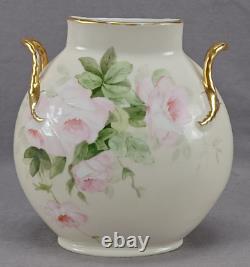 Vase antique JP Limoges avec de grandes roses roses peintes à la main et dorées